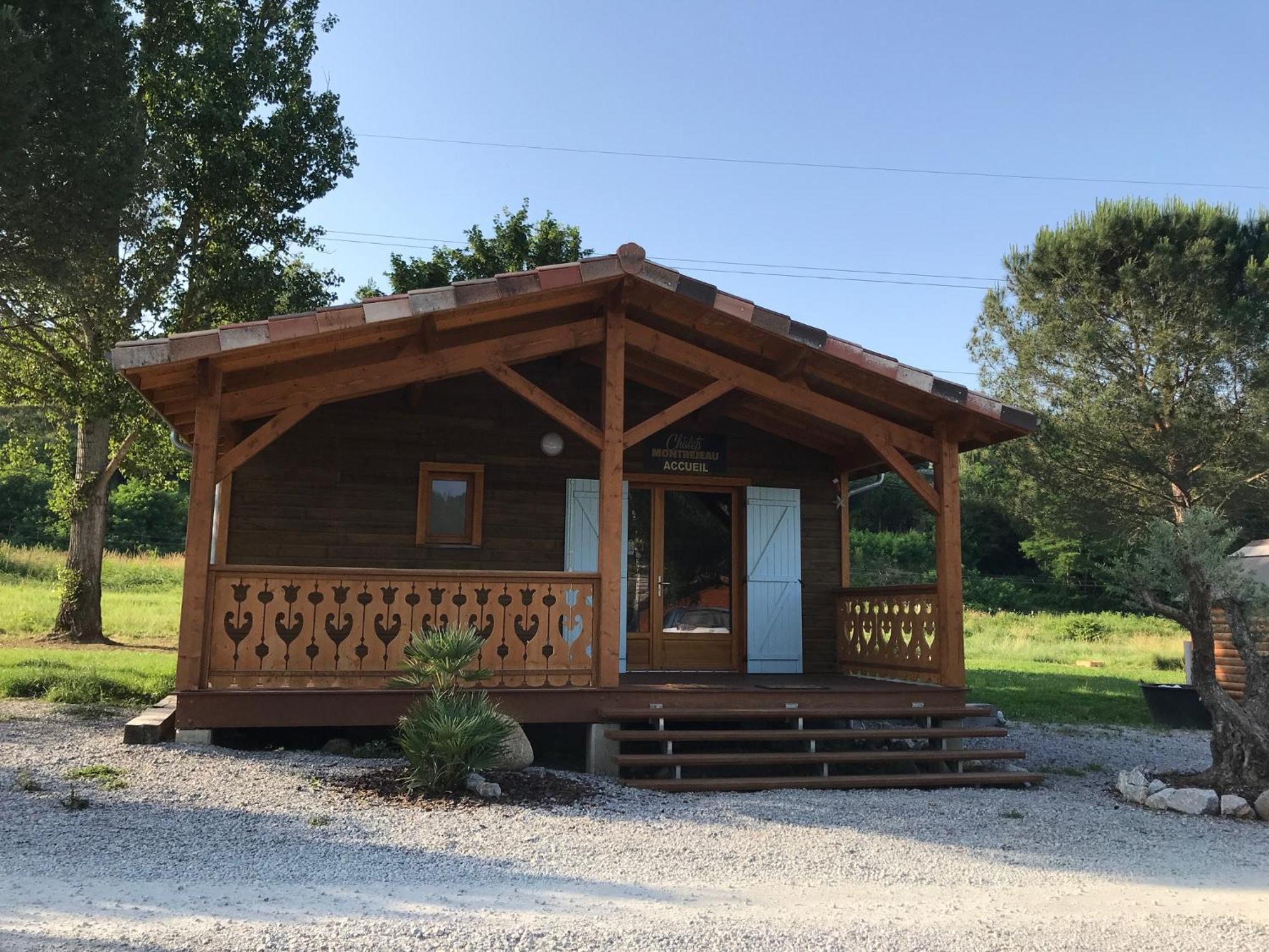 Les Chalets Montréjeau Villa Exterior foto